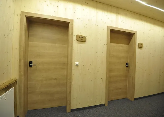 Dorfhotel Engl-grafinger Ξενοδοχείο Pinsdorf