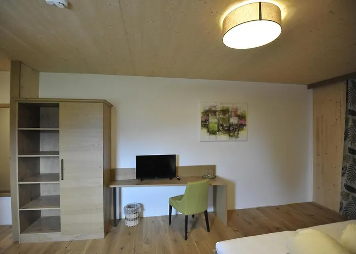 Dorfhotel Engl-grafinger Ξενοδοχείο