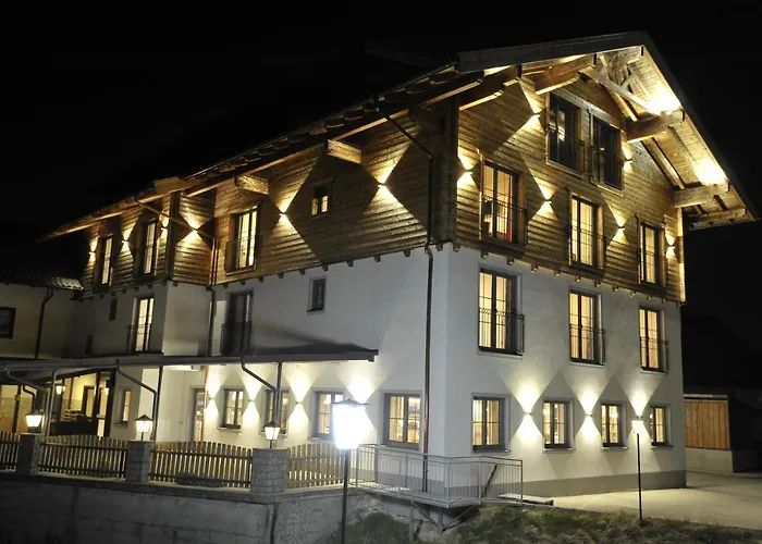 Dorfhotel Engl-grafinger *