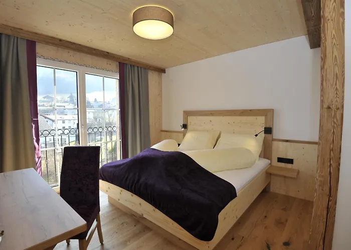 Dorfhotel Engl-grafinger *