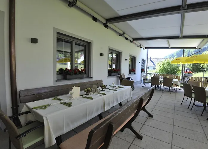 Dorfhotel Engl-grafinger Hotel *