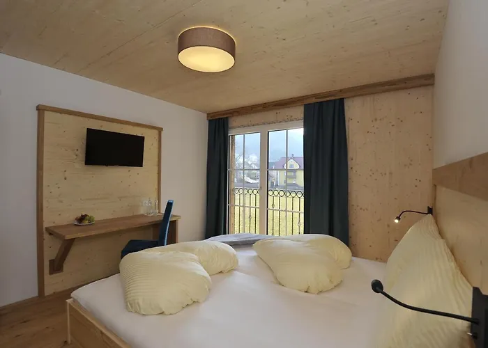 Dorfhotel Engl-grafinger *